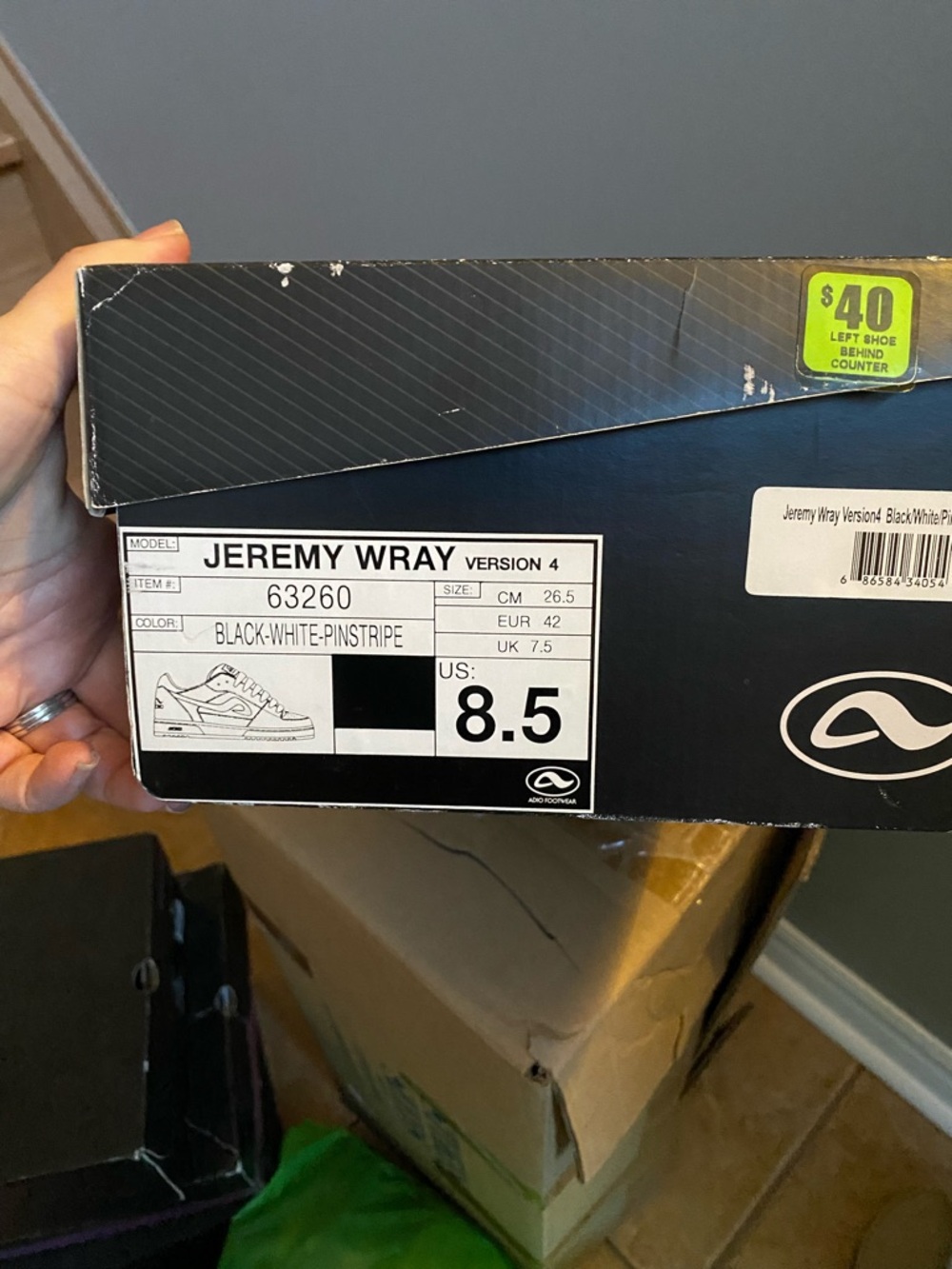 Jeremy Wray Version 4 Men's Sneakers - Black/White Pinstripe